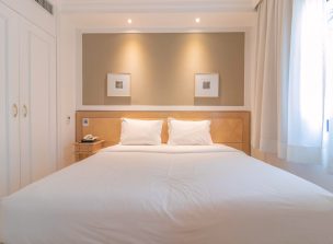 QUARTO CASAL - CAMA 1